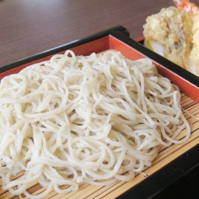 【2023年版】寒中挽き抜きそば特集〈天童温泉の宿でチケット販売します！〉