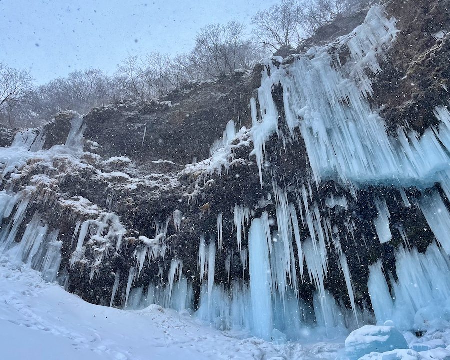 氷の宮殿・蔵王アイスガーデンプライベートツアー